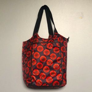 NWOT Black & Red Insulated Zippered Bag that Folds
